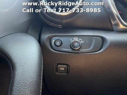 Used 2023 Chevrolet Blazer LT AWD/4WD image 23