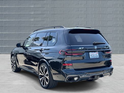 Certified 2024 BMW X7 xDrive40i w/ M Sport Package image 3
