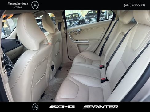 Used 2015 Volvo S60 T5 Premier image 18