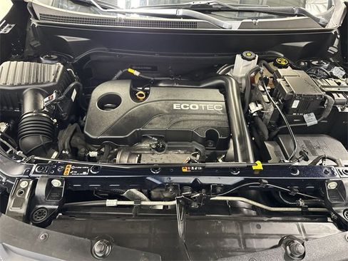 Certified 2020 Chevrolet Equinox LS w/ LS Convenience Package image 27