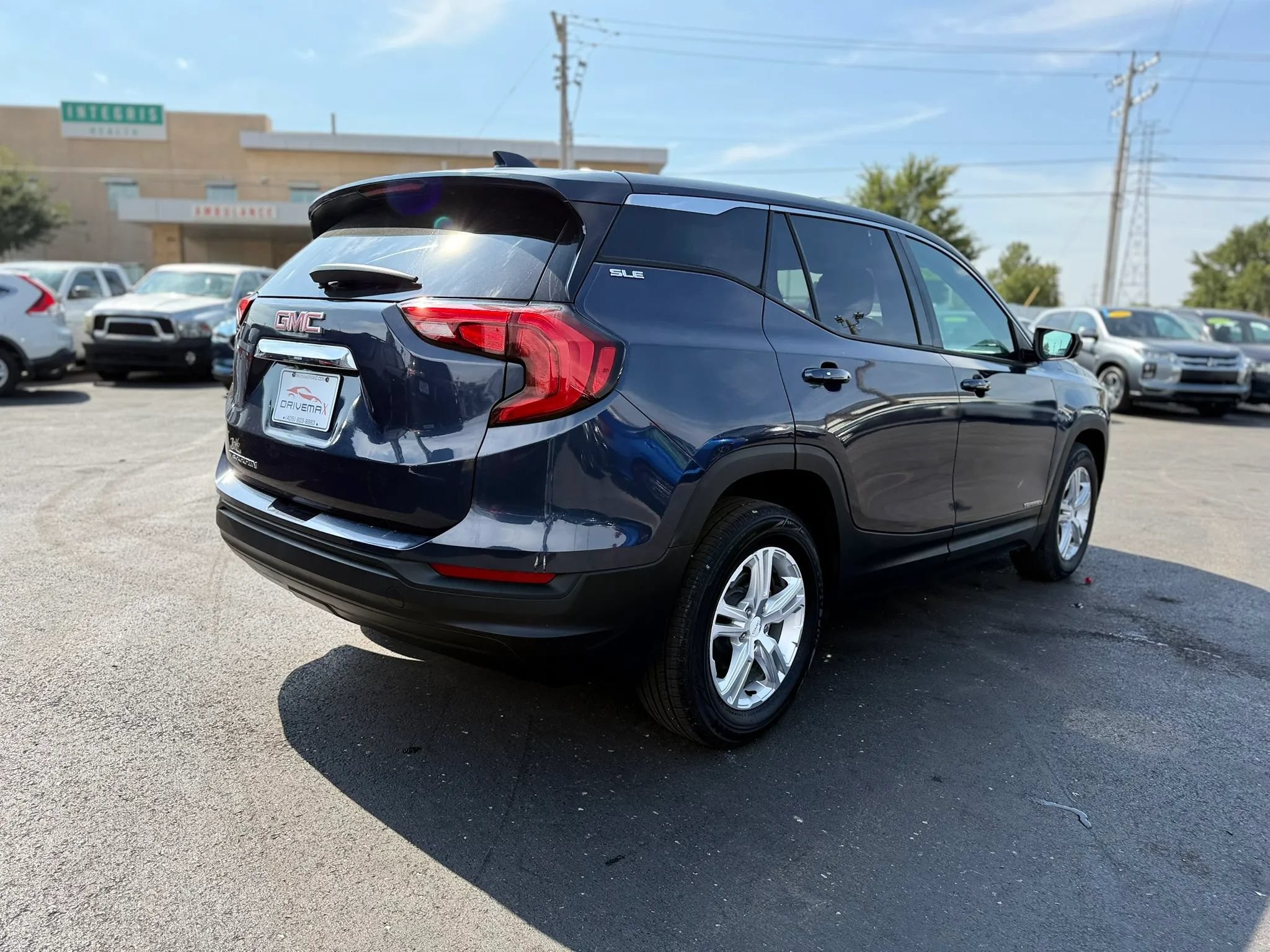 Used 2019 GMC Terrain SLE FWD image 3