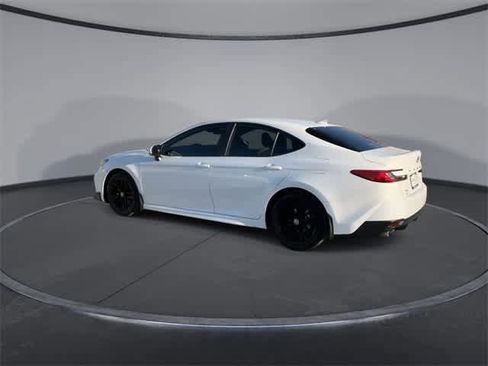 Used 2026 Toyota Camry SE image 6