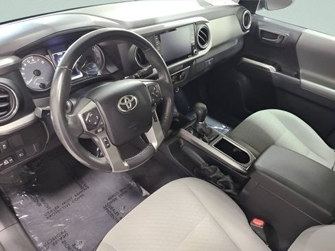 Used 2021 Toyota Tacoma SR5 AWD/4WD image 23