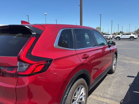 Used 2024 Honda CR-V EX image 5