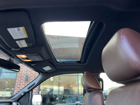 Used 2011 Ford F150 Platinum image 18