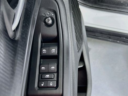 Used 2023 Jeep Grand Cherokee Altitude AWD/4WD image 17