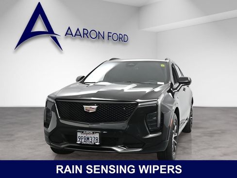 Used 2024 Cadillac XT4 Sport FWD image 8