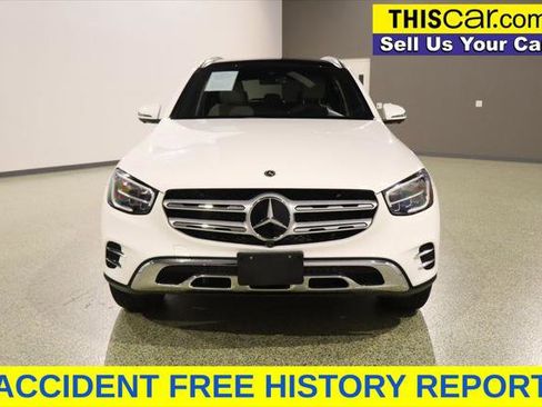 Used 2021 Mercedes-Benz GLC 300 w/ Premium Package image 2