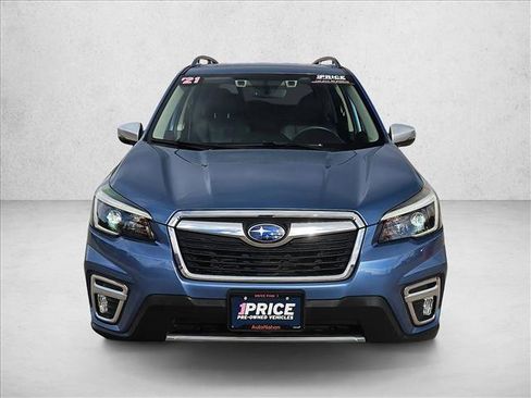 Used 2021 Subaru Forester Touring image 2