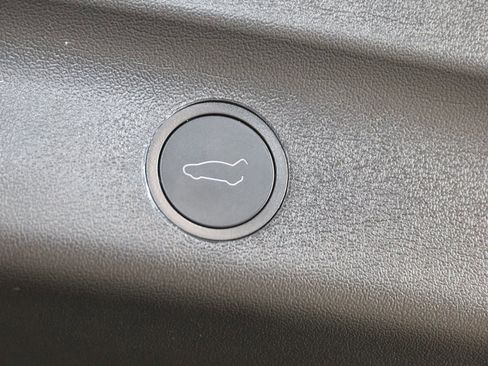 Used 2024 Tesla Model Y Long Range image 49