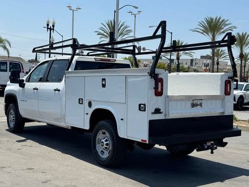 Used 2024 Chevrolet Silverado 2500 W/T w/ WT Convenience Package AWD/4WD image 2
