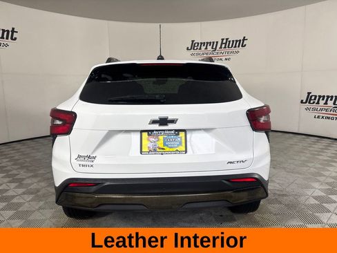 Used 2024 Chevrolet Trax ACTIV w/ Driver Confidence Package FWD image 6