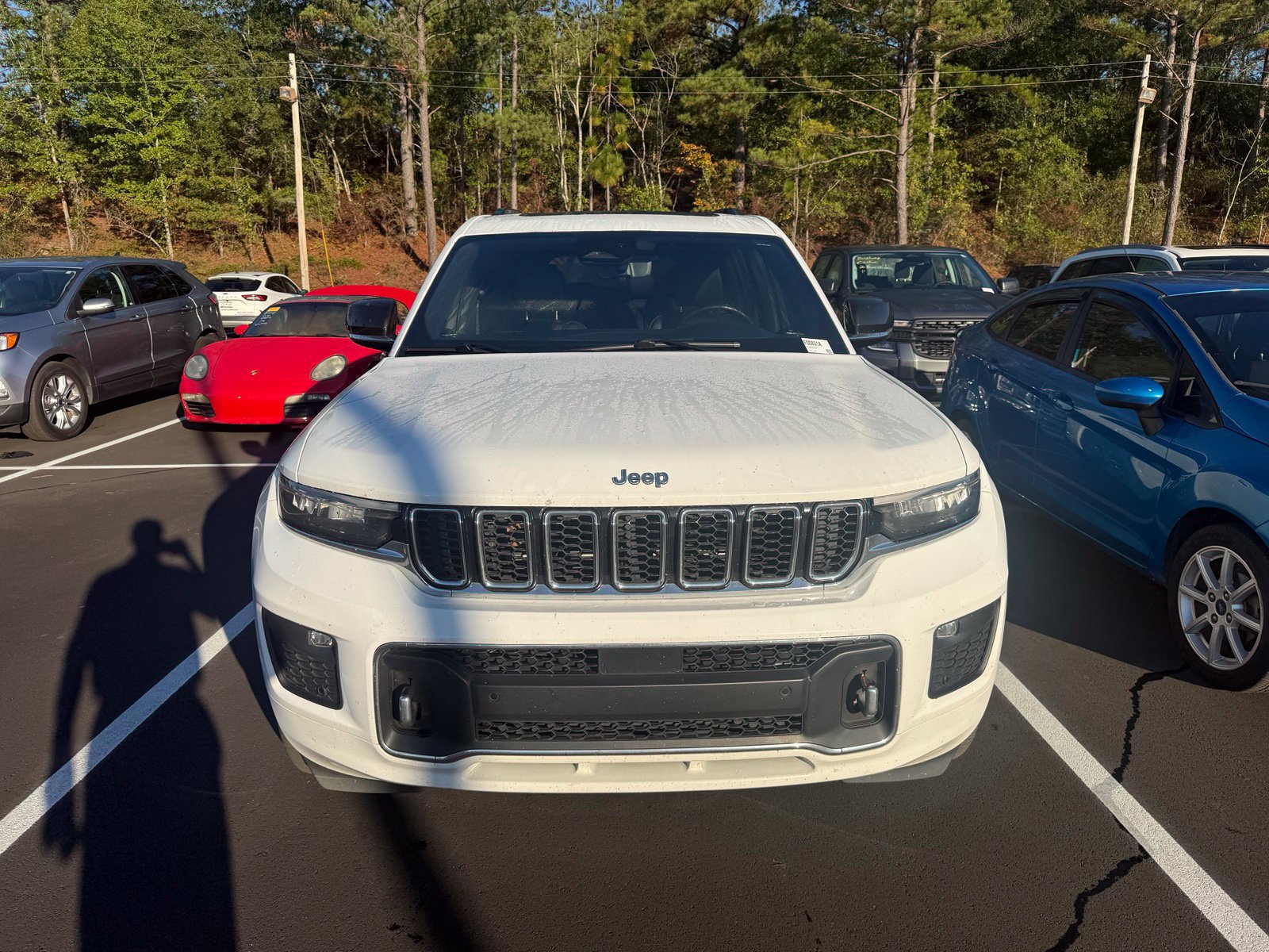 Used 2021 Jeep Grand Cherokee L Overland w/ Luxury Tech Group IV AWD/4WD image 2