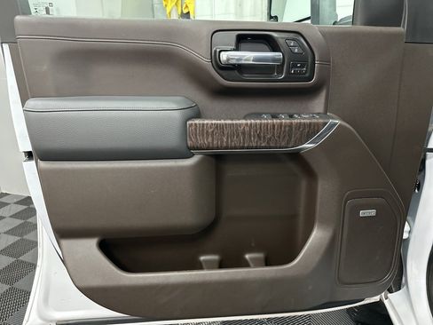 Used 2023 GMC Sierra 3500 Denali image 19