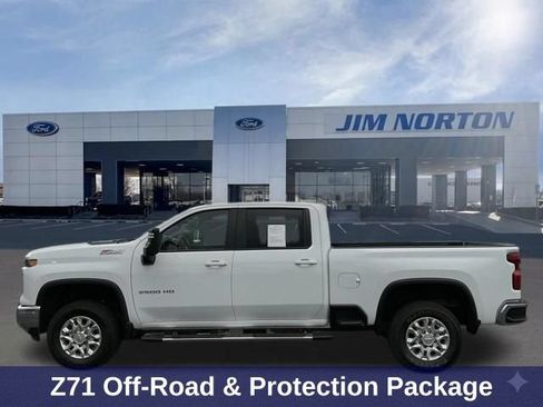 Used 2024 Chevrolet Silverado 2500 LT AWD/4WD image 7