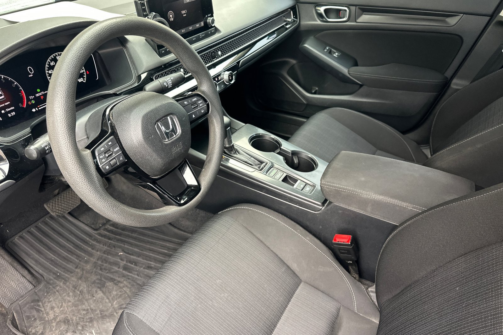 Used 2022 Honda Civic LX image 9