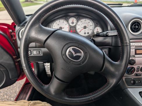 Used 2004 MAZDA MX-5 Miata MAZDASPEED image 17
