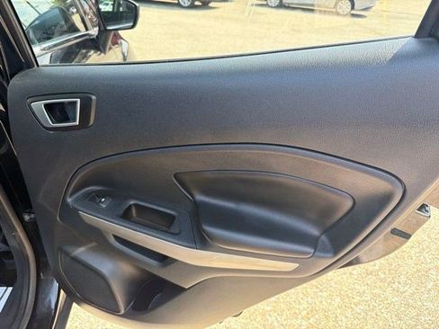Used 2020 Ford EcoSport Titanium FWD image 18