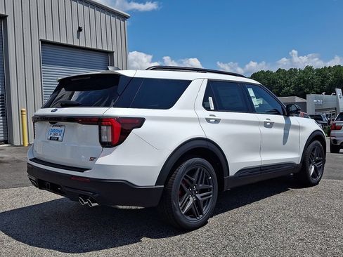 New 2026 Ford Explorer ST AWD/4WD image 4