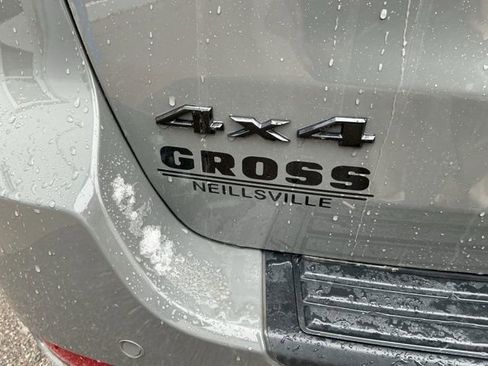 Used 2022 Jeep Grand Cherokee Laredo X image 32