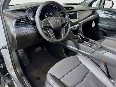 New 2026 Cadillac XT5 Premium Luxury w/ Driver Assist Package FWD image 5