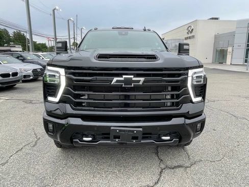 Used 2025 Chevrolet Silverado 3500 High Country w/ High Country Premium Package AWD/4WD image 5