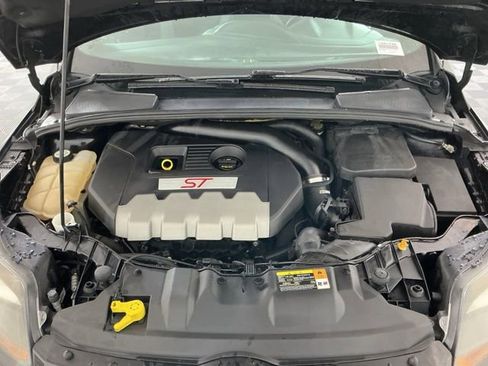 Used 2013 Ford Focus ST FWD image 27