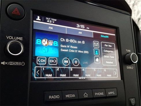 Used 2024 Subaru Impreza 2.0i image 3