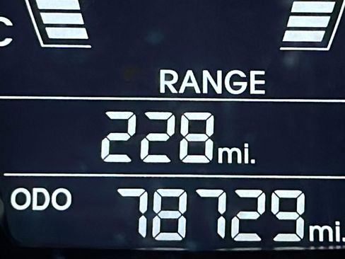 Used 2012 Hyundai Accent GLS image 13