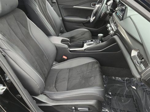 Used 2023 Acura Integra A-Spec image 17