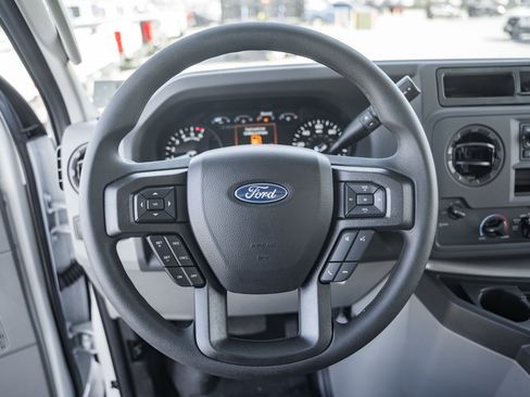 New 2026 Ford E-450 and Econoline 450 Super Duty w/ Power Equipment Group RWD image 30