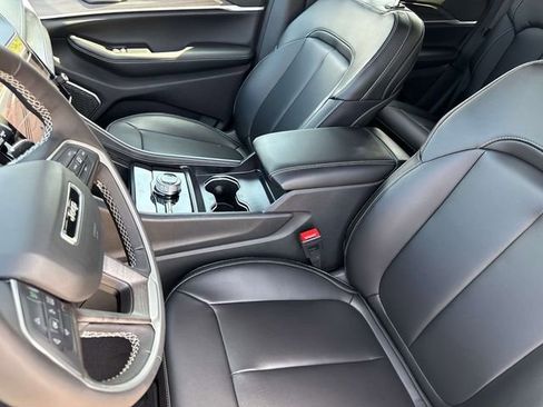 New 2026 Jeep Grand Cherokee Limited image 21