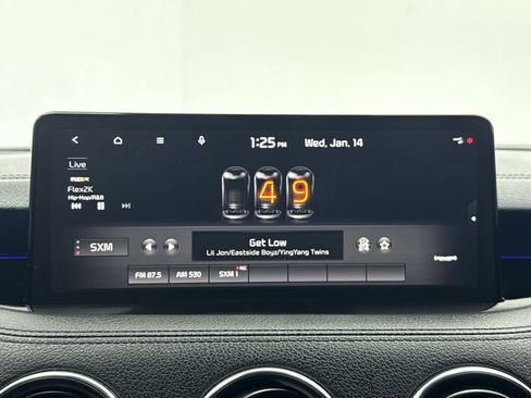 Used 2022 Kia Stinger GT1 image 22