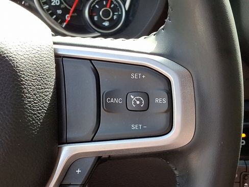 Certified 2022 RAM 1500 Big Horn image 23