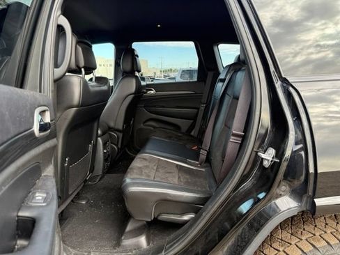 Used 2019 Jeep Grand Cherokee Altitude AWD/4WD image 17