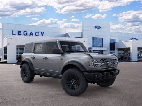 New 2026 Ford Bronco Badlands AWD/4WD image 7
