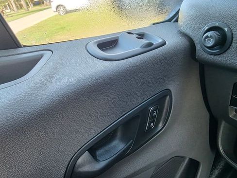 New 2026 Ford Transit 250 148 Medium Roof image 22