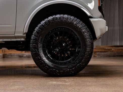 Used 2026 Ford Bronco Outer Banks AWD/4WD image 12