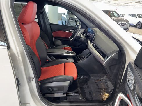 Used 2025 BMW X1 xDrive28i w/ Convenience Package image 10