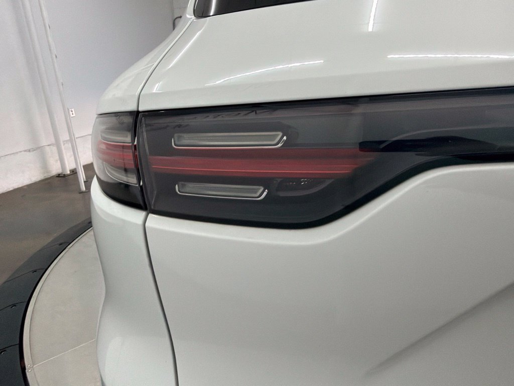 Used 2019 Porsche Cayenne AWD/4WD image 11