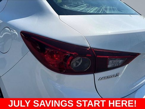 Used 2018 MAZDA MAZDA3 Sport w/ Preferred Equipment Package FWD image 25