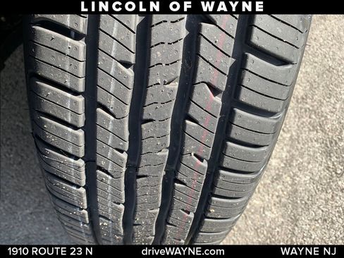 Certified 2022 Lincoln Corsair AWD w/ Equipment Group 101A image 27