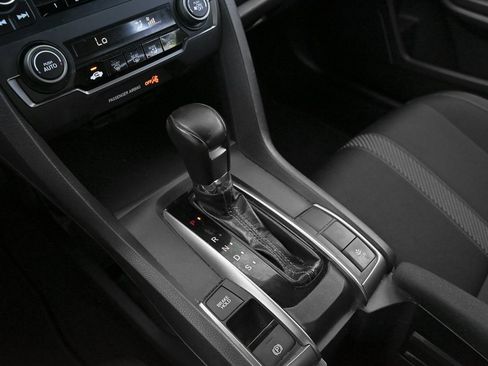 Used 2019 Honda Civic Sport image 23