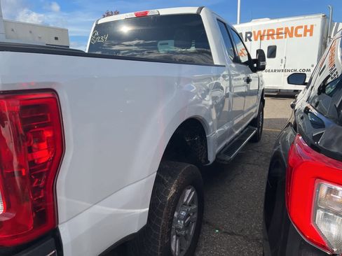 Used 2018 Ford F250 XLT image 15