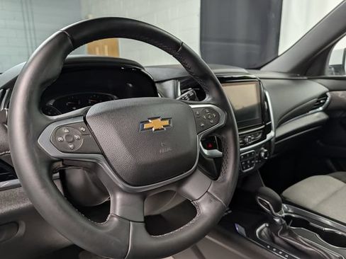 Used 2023 Chevrolet Traverse LT w/ LPO, Floor Liner Package AWD/4WD image 18