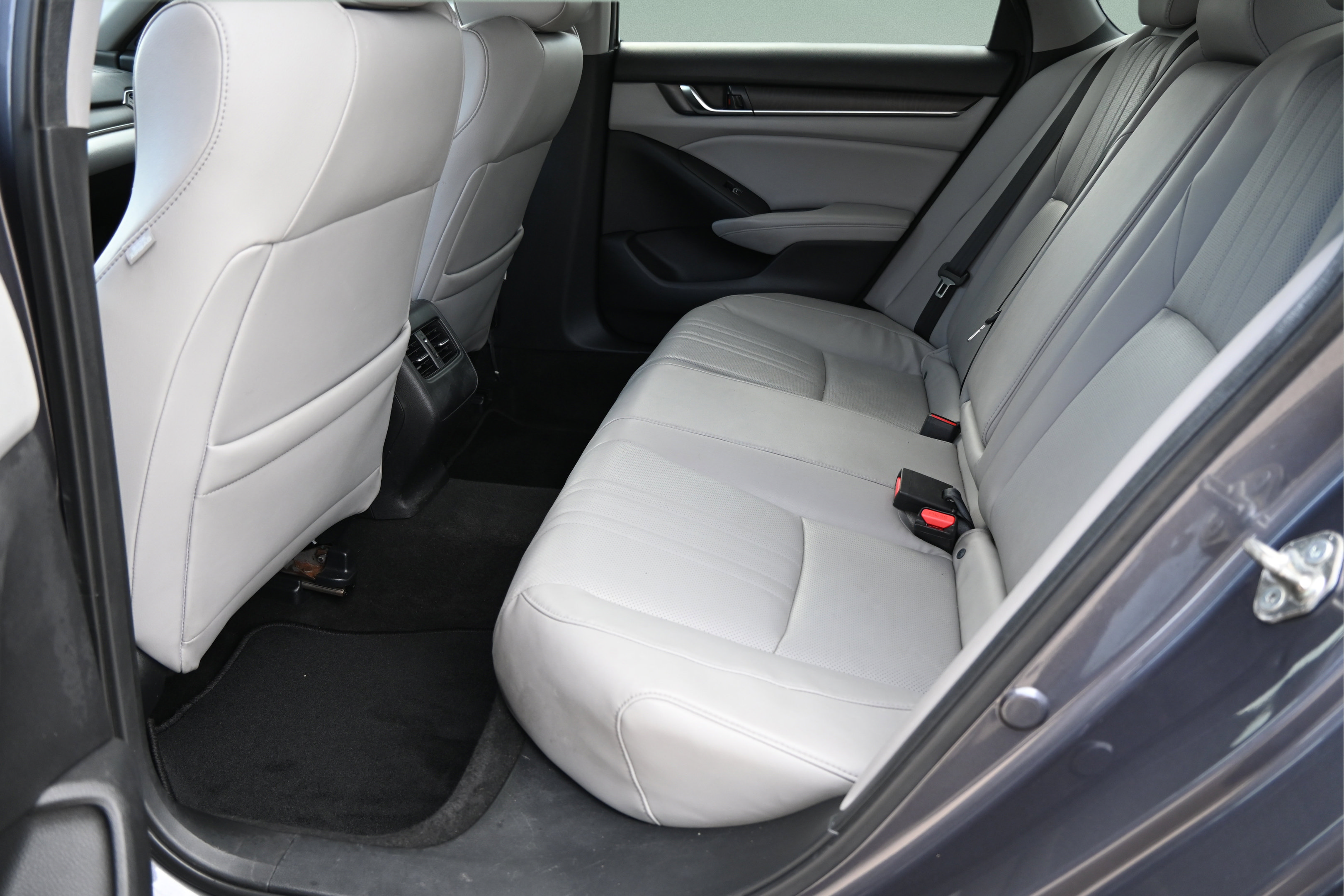 Used 2018 Honda Accord EX-L image 14