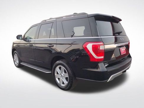 Used 2020 Ford Expedition XLT w/ Equipment Group 202A AWD/4WD image 3