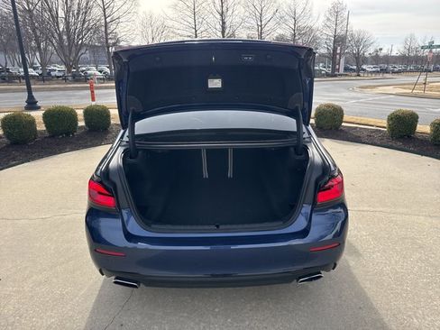 Used 2021 BMW 530i xDrive image 21