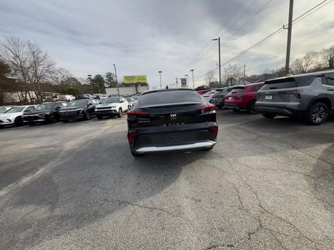 Used 2025 Buick Envista Preferred image 16