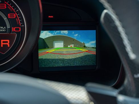 Used 2022 Ferrari F8 Tributo RWD image 37